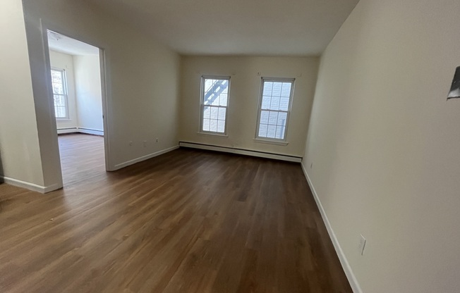 54 S HUNTINGTON AVE