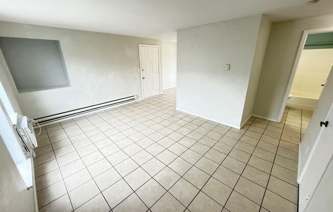 1403-1405 Roosevelt Ave