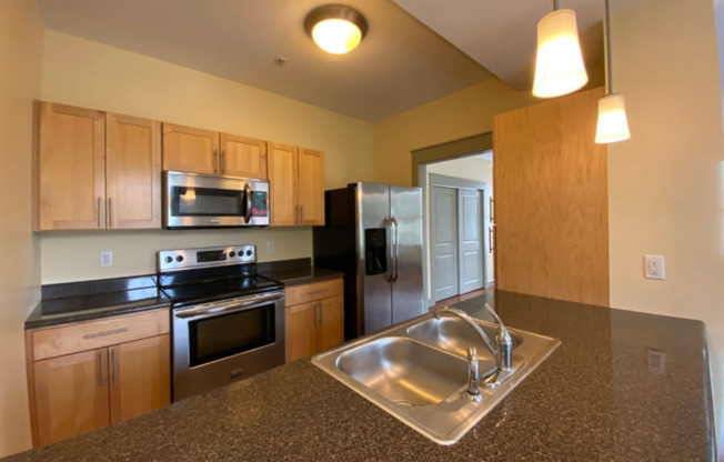 2 beds, 2 baths, $1,800, Unit Apt. 201