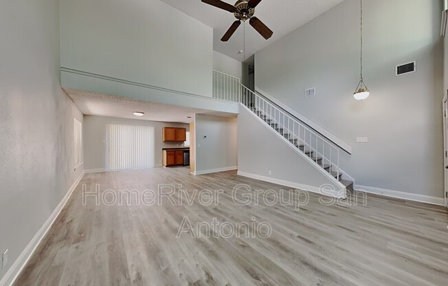 8751 RDG MILE DR
