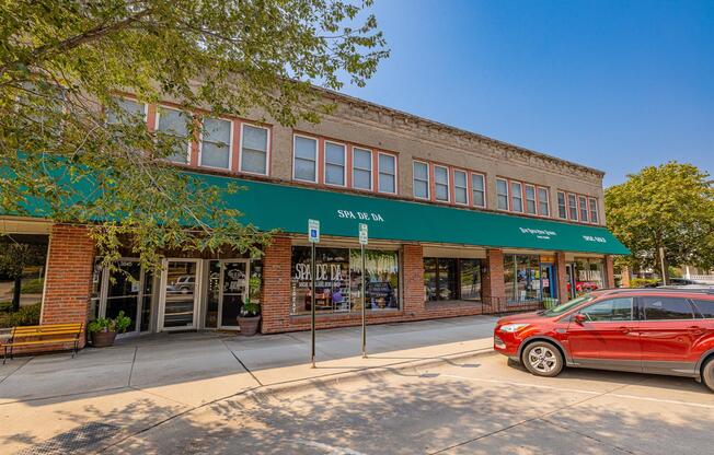 3843 S 48 ST
