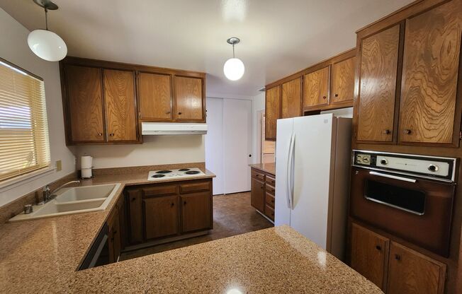 2 beds, 2 baths, $2,399