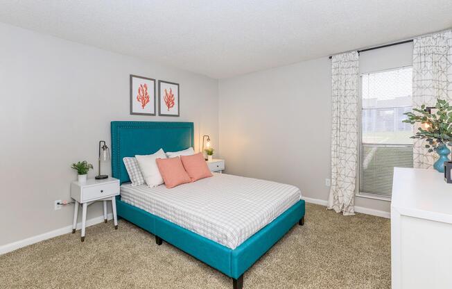 2 beds, 2 baths, 1,000 sqft, $892