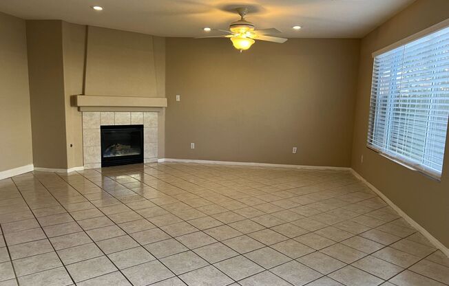 3 beds, 2.5 baths, $2,595