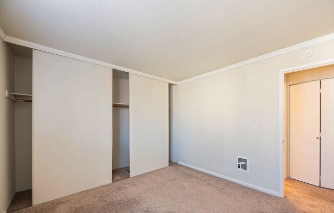 1 bed, 1 bath, 672 sqft, $1,970, Unit 114