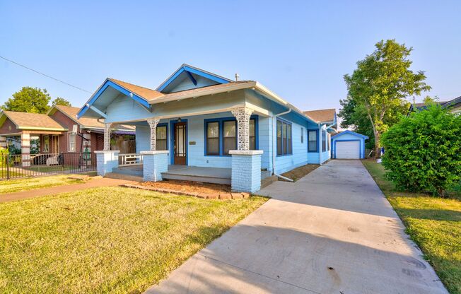 Beautiful 3 Bed 2 Path near the Plaza District: 1927 NW 14th Street