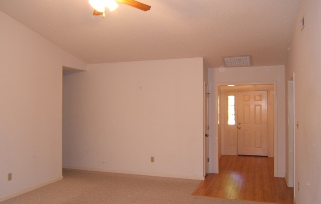 Jan Move In !!! 3BR/2BA Gated Marina Community!