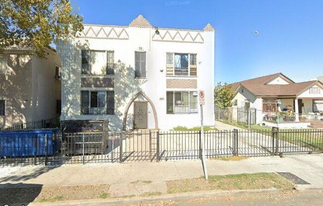 41st Apartments Place