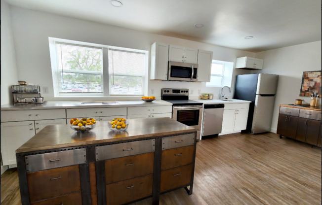 1 bed, 1 bath, 402 sqft, $1,399, Unit 232- (26)