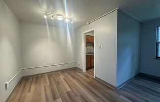 3 beds, 1 bath, 1,000 sqft, $1,649, Unit 6230 Fifth Ave. #224E