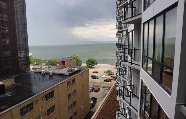 Studio, 1 bath, 657 sqft, $2,035, Unit #903