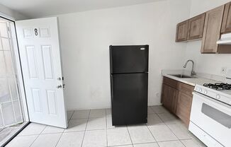 1 bed, 1 bath, $2,225, Unit 548 105th Ave. Unit #08