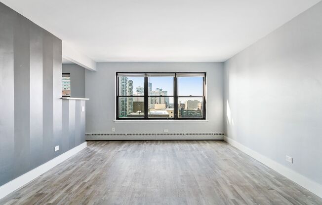 1 bed, 1 bath, 595 sqft, $2,200, Unit 1204