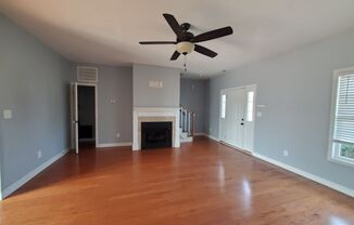 4 beds, 2.5 baths, $1,950