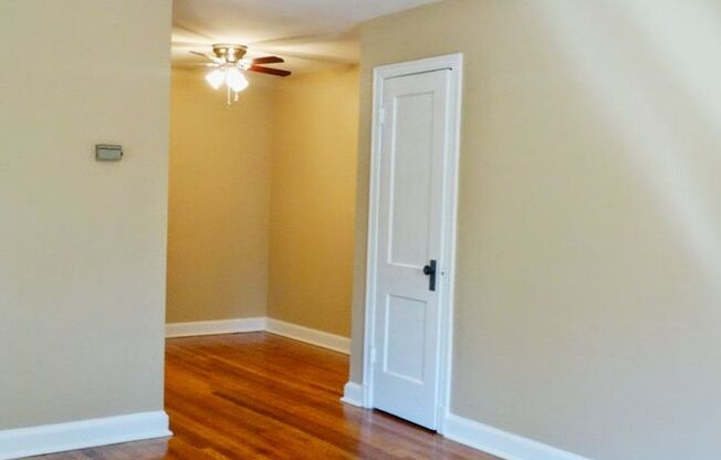 8404 Greenwood Avenue D&G PROPERTIES LLC