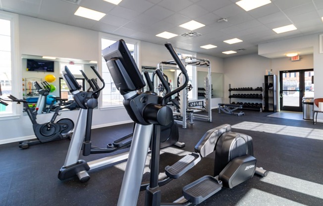 State of The Art Fitness Center  at Heritage Apartments, Ohio  