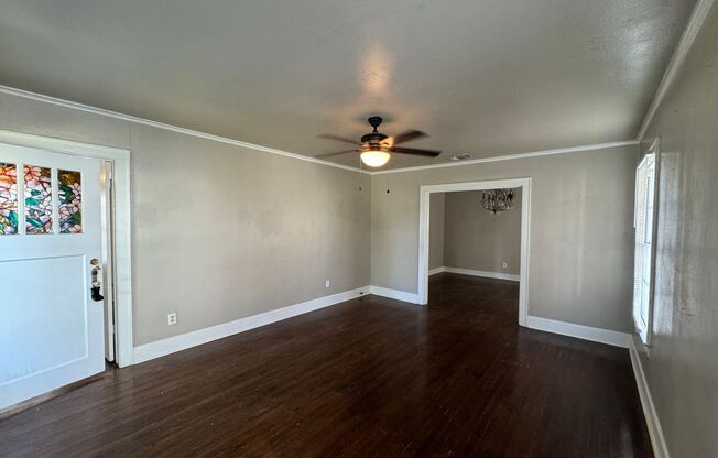 2 beds, 1 bath, $1,125