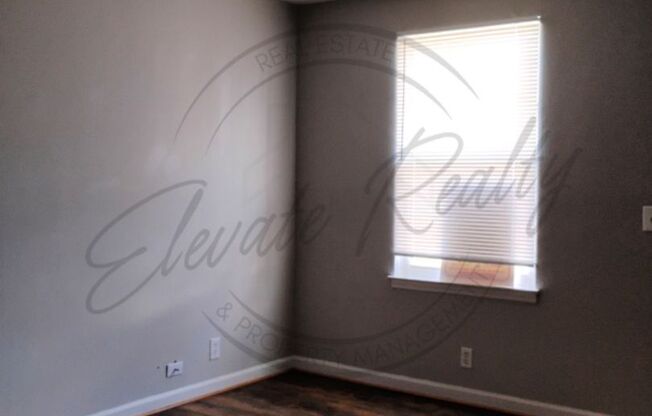 Two Bedroom Townhouse in North Nashville!