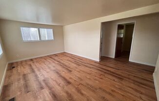 3 beds, 1 bath, $2,200