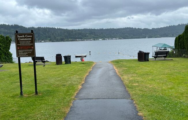 Private access to Lake Sammamish house