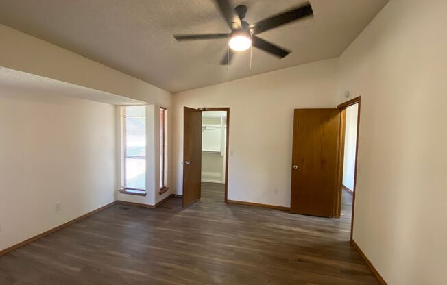 3 beds, 2 baths, $1,450