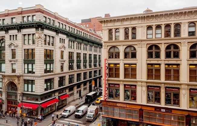 1 bed, 1 bath, $5,900, Unit 636