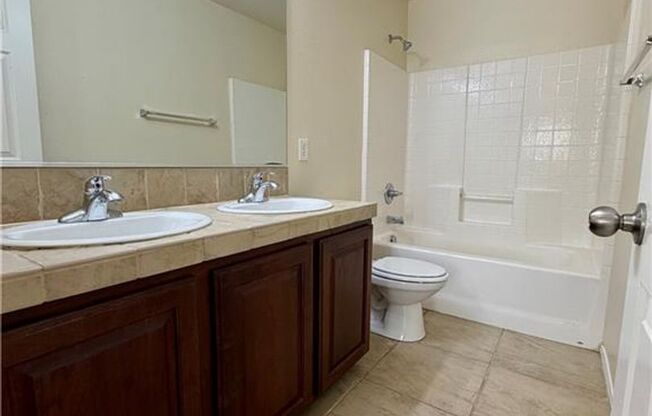 3 beds, 2.5 baths, $2,150