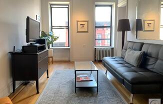 1 bed, 1 bath, $2,995, Unit 5F