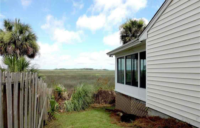 129 MARSH EDGE LN