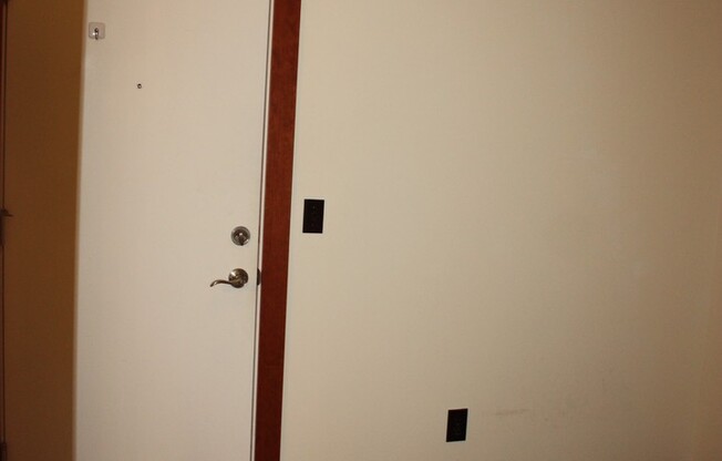 Studio, 1 bath, 359 sqft, $1,325, Unit 205