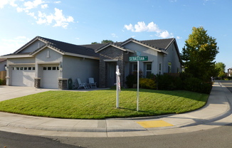 >>>>>GORGEOUS 4 BR 2 BATH HOME IN EAST ROSEVILLE<<<<<