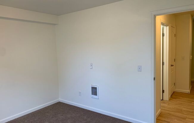 1 bed, 1 bath, 670 sqft, $1,375, Unit 224