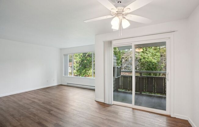 1 bed, 1 bath, 710 sqft, $1,650, Unit 59