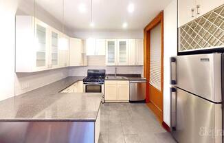 203 W 112 ST