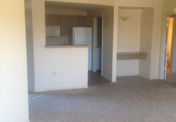 2 beds, 2 baths, $1,200, Unit Unit 704