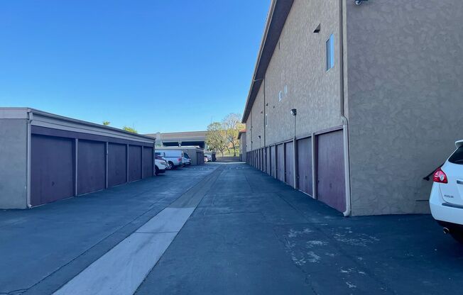 1 bed, 1 bath, $2,100
