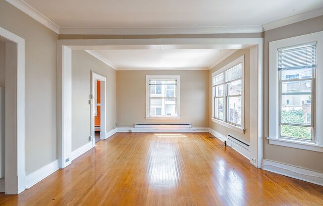 Carlyle Apartments