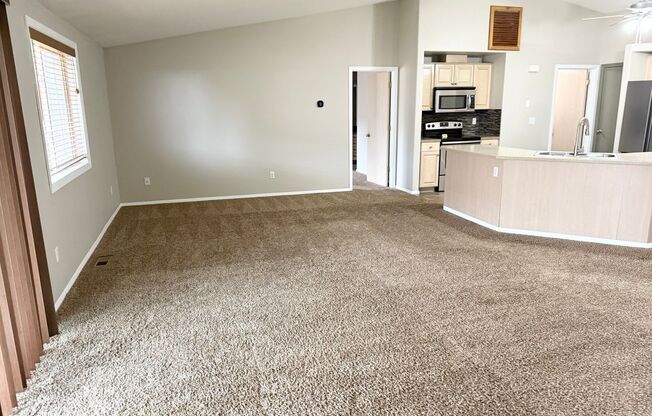 Charming One-Level Ranch in Peaceful Battle Ground Neighborhood