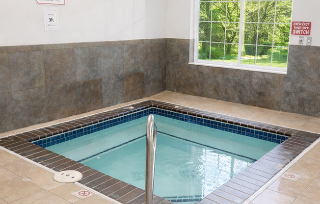 2 beds, 2 baths, $1,255, Unit B-110