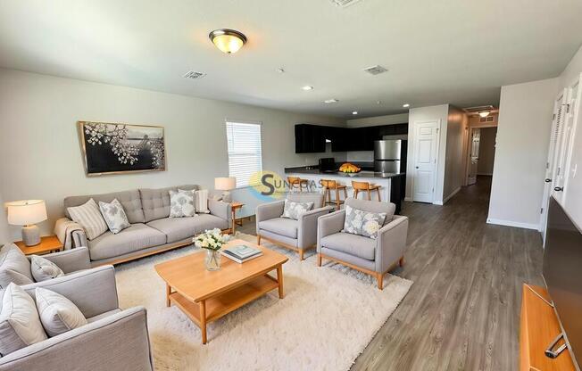 7607 MAILES CT