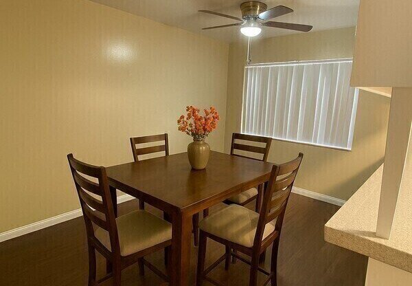 808 N AZUSA AVE