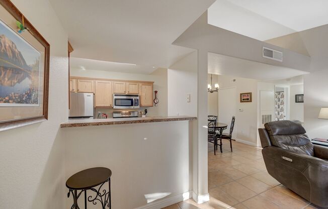 2 beds, 2 baths, $1,650, Unit # 1071