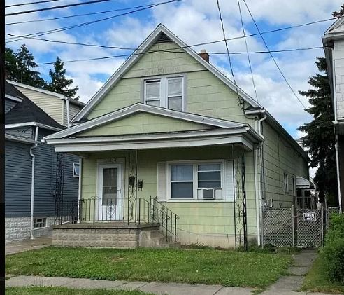 125 WEAVER ST