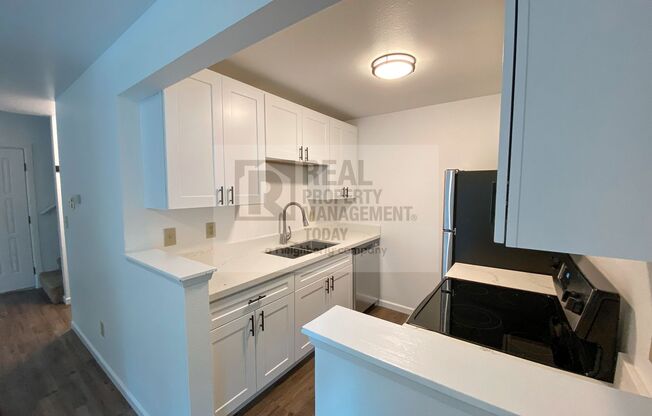 1 bed, 1 bath, 810 sqft, $1,750