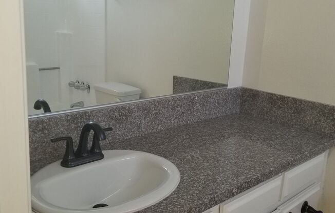 Studio, 1 bath, 575 sqft, $1,600, Unit # 101