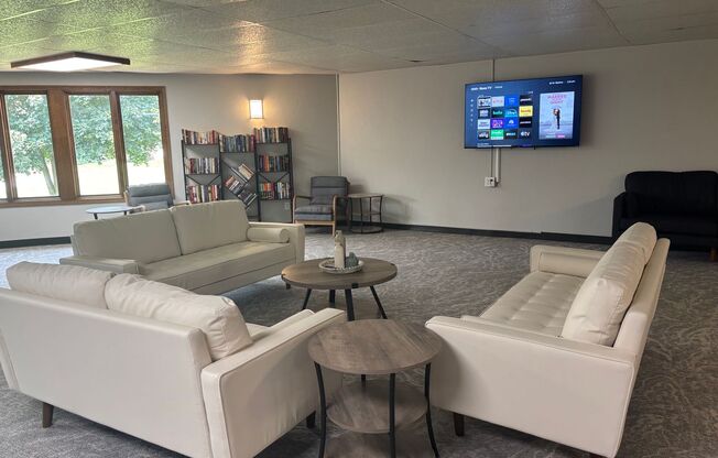 2 beds, 2 baths, 1,029 sqft, $1,229, Unit 1401 046