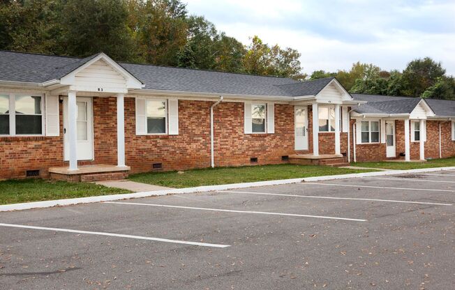 SH101-College Road Apartments (RCA)