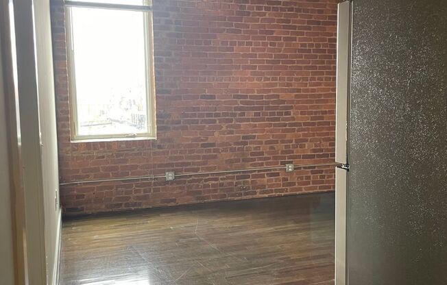 1 bed, 1 bath, 539 sqft, $900, Unit 704