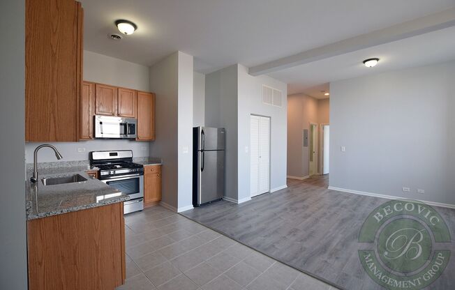 1 bed, 1 bath, 705 sqft, $2,100, Unit 208