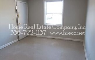 2 beds, 1 bath, $695, Unit 1235-B